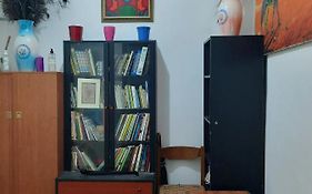 Nice And Quiet Accommodation In The City Center