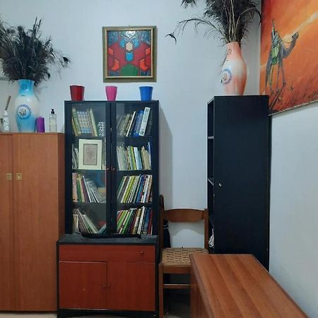 Nice And Quiet Accommodation In The City Center Milano Esterno foto