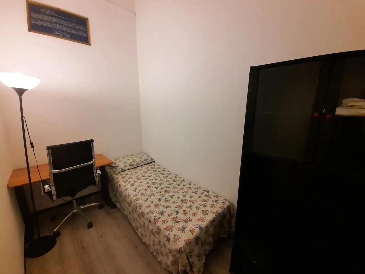 Nice And Quiet Accommodation In The City Center Milano Esterno foto