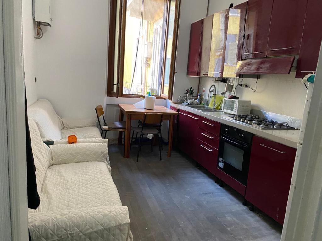 Nice And Quiet Accommodation In The City Center Milano Esterno foto